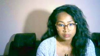 Yummy_sitraka live cam on Cam4