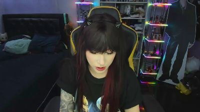 Yummypink live cam on Cam4
