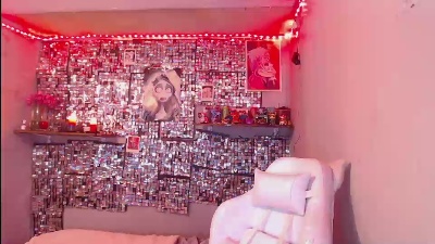 Yuno live cam on Cam4