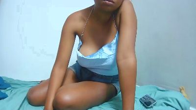 Yupiesexy live cam on Cam4