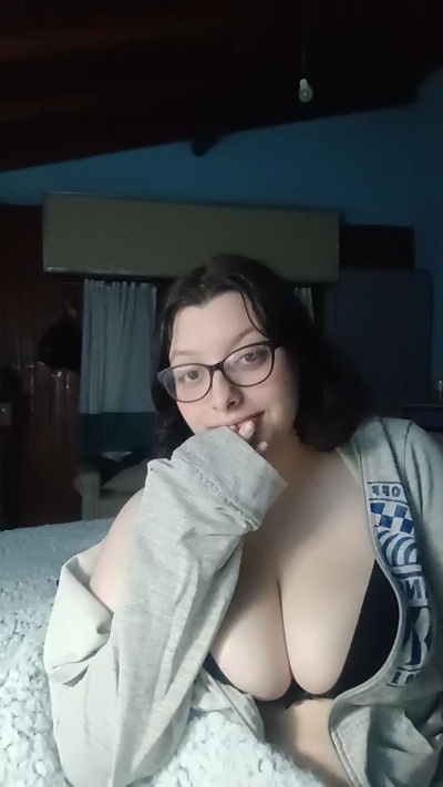 Yuxxxa live cam on Cam4