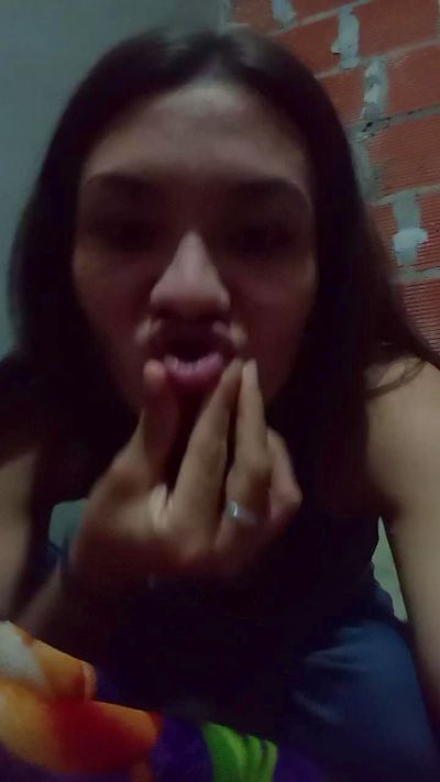 ZAIRA26 live cam on Cam4