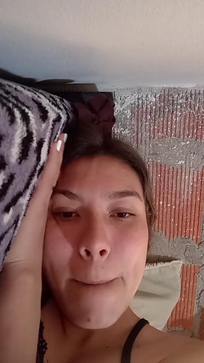 ZAIRA26 live cam on Cam4