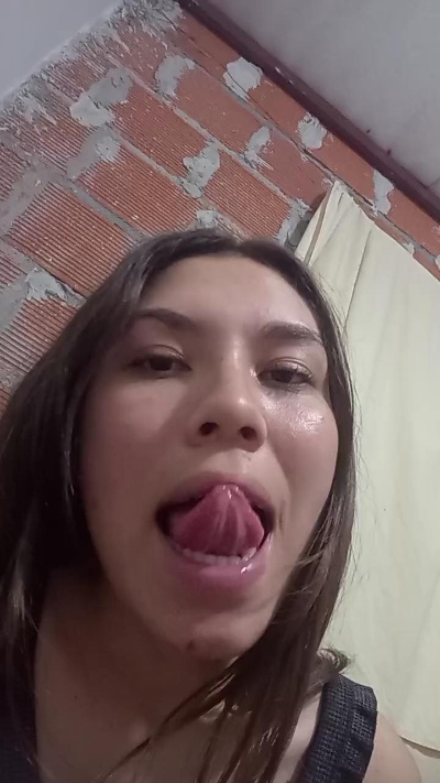 ZAIRA26 live cam on Cam4
