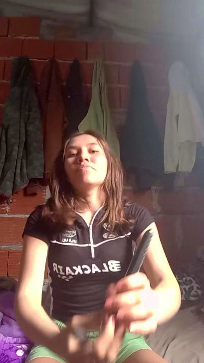 ZAIRA26 live cam on Cam4