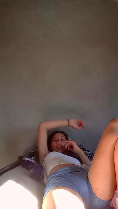 ZAIRA26 live cam on Cam4