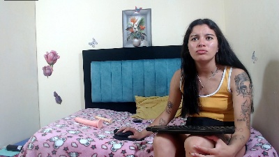 ZARAYXS live cam on Cam4