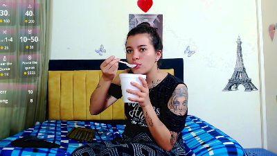 ZARAYXS live cam on Cam4