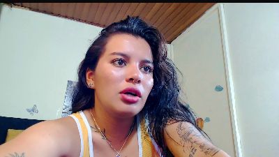 ZARAYXS live cam on Cam4
