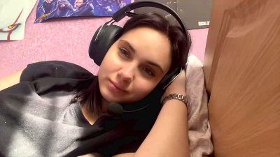 ZENDAYAS_EYES webcam