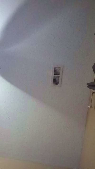 ZILLA402 live cam on Cam4