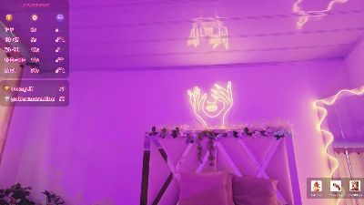 ZURY_TAY live cam on Cam4
