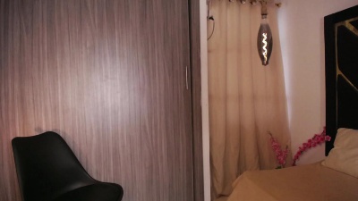 Zaara_Black live cam on Cam4