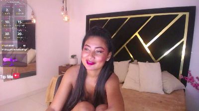 Zaara_Black live cam on Cam4