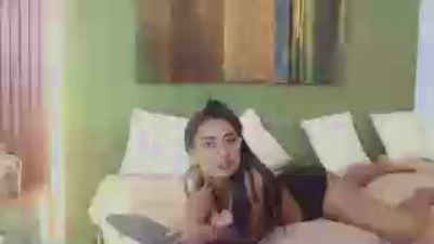 Zaara_Black live cam on Cam4