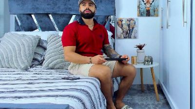 Zack_Froone live cam on Cam4