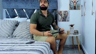 Zack_Froone live cam on Cam4
