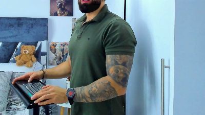 Zack_Froone live cam on Cam4