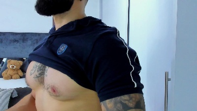 Zack_Froone live cam on Cam4