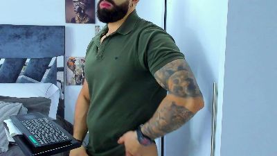 Zack_Froone live cam on Cam4