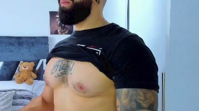 Zack_Froone live cam on Cam4