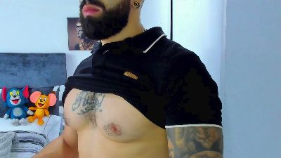 Zack_Froone live cam on Cam4