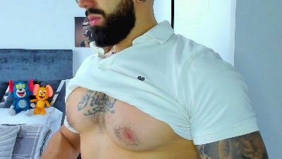 Zack_Froone live cam on Cam4