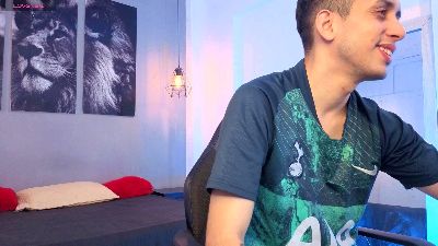 Zack_isback live cam on Cam4