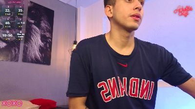 Zack_isback live cam on Cam4