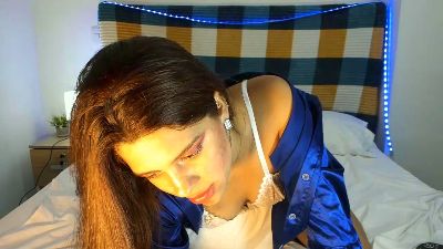 ZafiraKiss live cam on Cam4