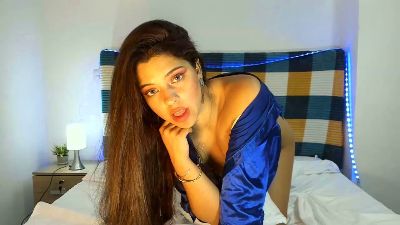ZafiraKiss live cam on Cam4