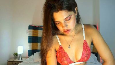 ZafiraKiss live cam on Cam4