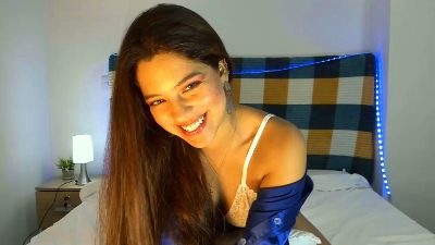 ZafiraKiss live cam on Cam4