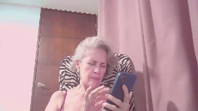 Zafiro62 live cam on Cam4