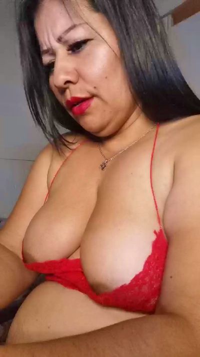 Zahira_Willingx live cam on Cam4