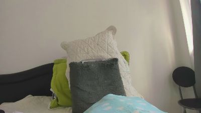 Zaira_doll live cam on Cam4