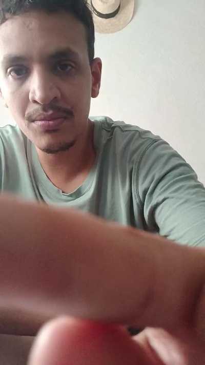 Zakaria01 live cam on Cam4
