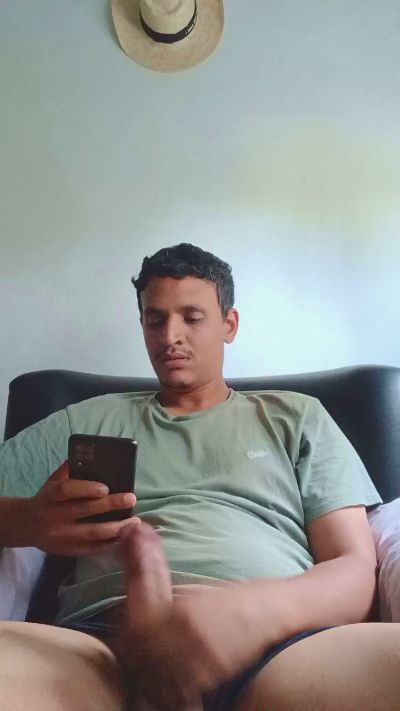 Zakaria01 live cam on Cam4