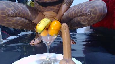 ZaraNoor_777 live cam on Cam4