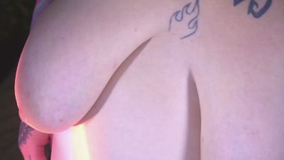 ZaraReignn live cam on Cam4