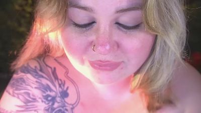 ZaraReignn live cam on Cam4
