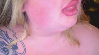 ZaraReignn live cam on Cam4