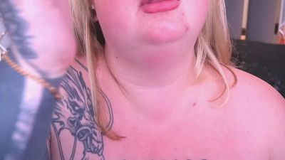 ZaraReignn live cam on Cam4
