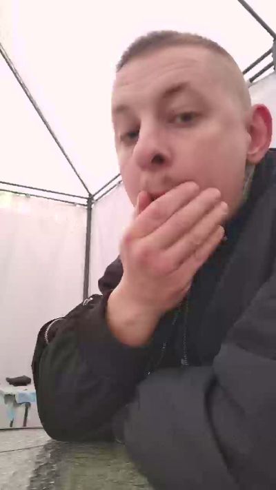 Zbyszek92 live cam on Cam4