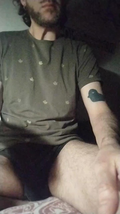 Zekegoodboy live cam on Cam4