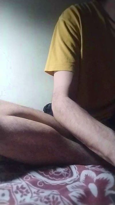Zekegoodboy live cam on Cam4