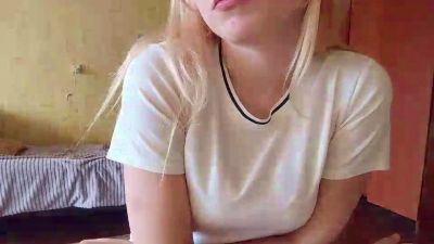 ZellaJacaruso live cam on Cam4
