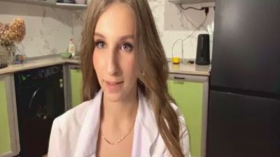 ZelmaMai live cam on Cam4