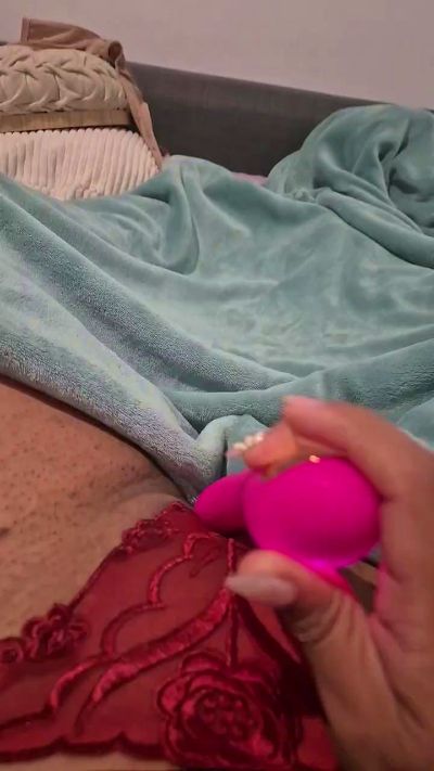 ZenabrinaBCN live from Spain