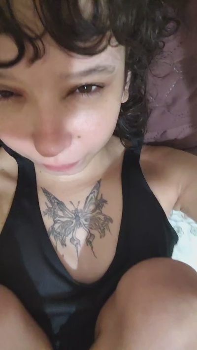 Zendaya2001 live cam on Cam4